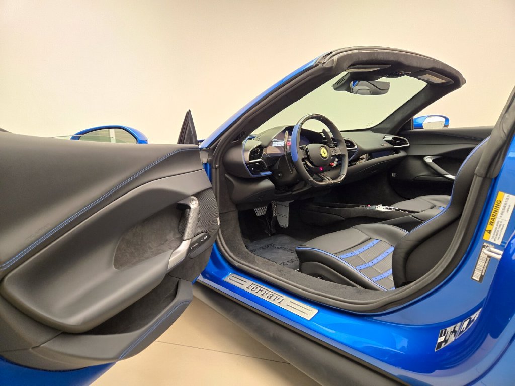 Used 2026 Ferrari 296 GTS RWD image 17