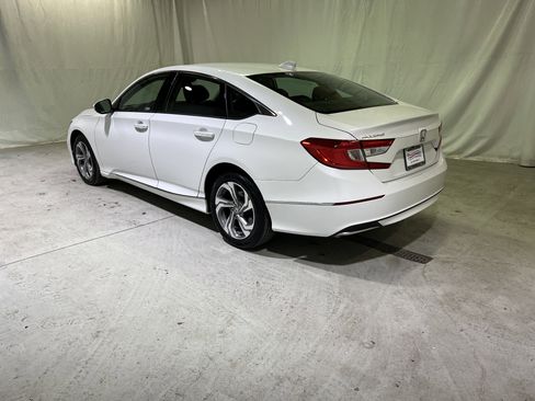 Used 2020 Honda Accord EX image 8