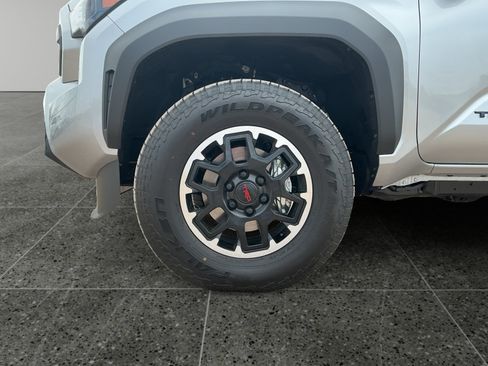 New 2026 Toyota Tacoma TRD Off-Road w/ TRD Off Road Upgrade Package AWD/4WD image 14