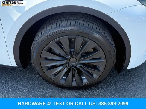 Used 2023 Tesla Model Y Long Range AWD/4WD image 13