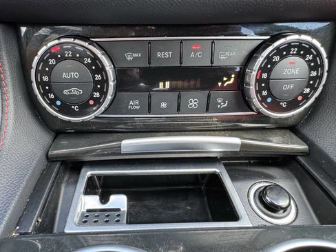 Used 2017 Mercedes-Benz CLS 550 4MATIC image 30