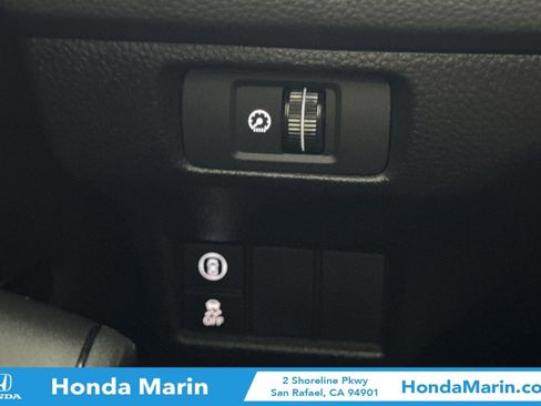 Used 2023 Honda Civic LX image 31
