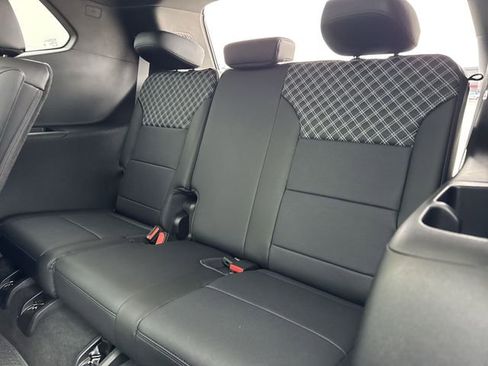 New 2026 GMC Acadia Denali w/ Super Cruise Package image 24