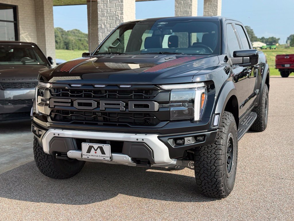 Used 2025 Ford F150 Raptor AWD/4WD image 16