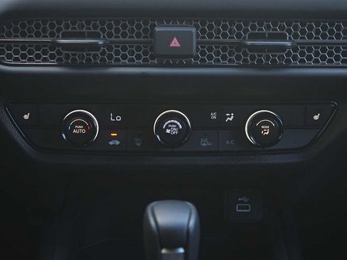 Used 2025 Honda HR-V Sport image 22