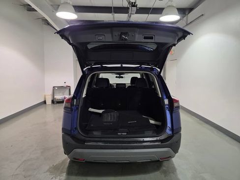 Used 2021 Nissan Rogue SV w/ Premium Package AWD/4WD image 8