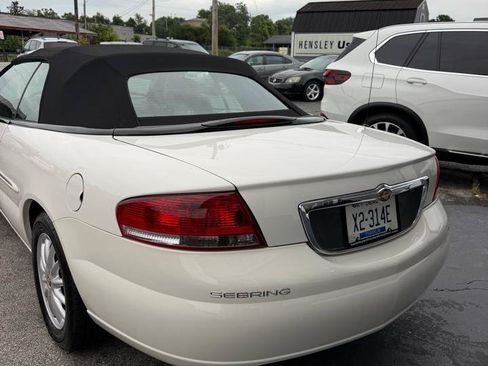 Used 2001 Chrysler Sebring LXi FWD image 2