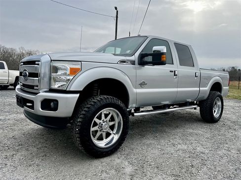 Used 2013 Ford F350 Platinum w/ FX4 Off Road Pkg image 18