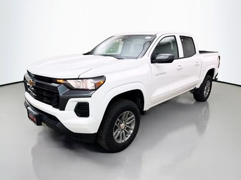 New 2026 Chevrolet Colorado LT w/ Advanced Trailering Package RWD image 3