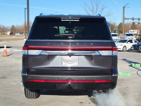 Certified 2023 Lincoln Navigator 4WD image 11