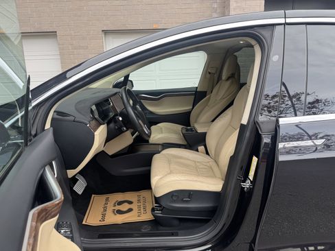 Used 2017 Tesla Model X P100D image 18