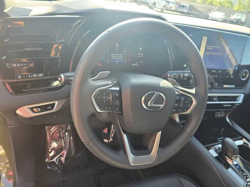 Used 2025 Lexus RX 350 FWD w/ Technology Package image 26