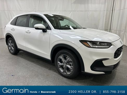 New 2026 Honda HR-V LX image 1