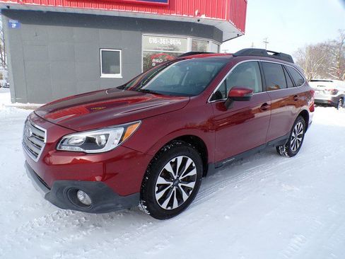 Used 2015 Subaru Outback 2.5i Limited image 6