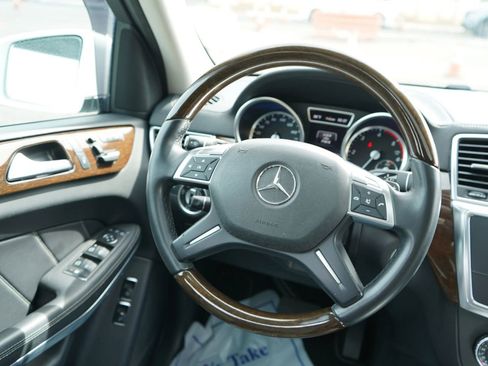 Used 2013 Mercedes-Benz GL 320 BlueTEC 4MATIC image 17