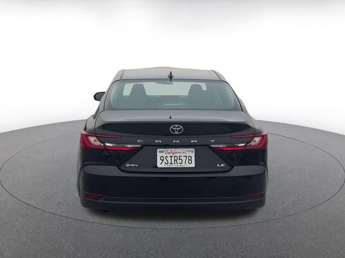 Used 2025 Toyota Camry LE image 12