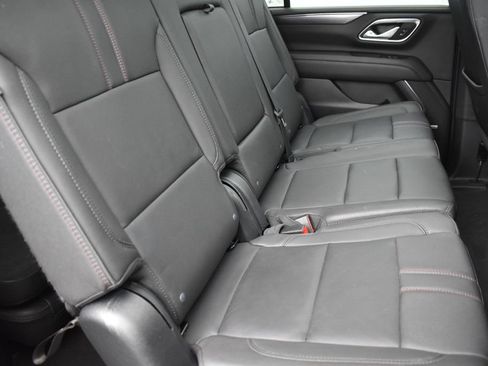 Used 2023 Chevrolet Suburban RST w/ Luxury Package AWD/4WD image 34