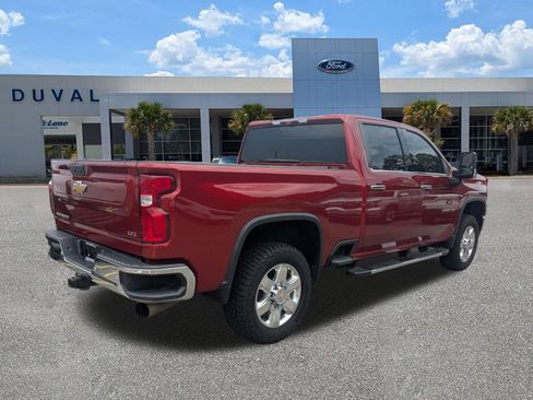Used 2022 Chevrolet Silverado 2500 LTZ w/ LTZ Plus Package AWD/4WD image 4