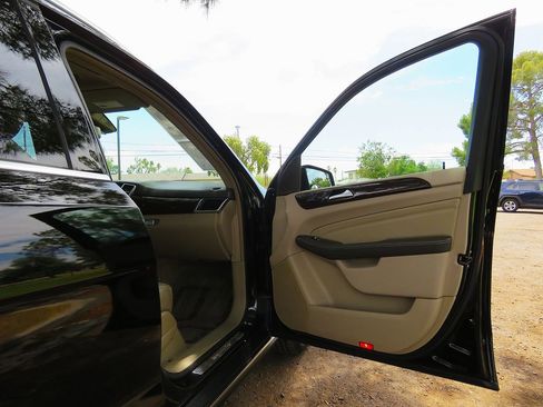 Used 2012 Mercedes-Benz ML 350 4MATIC image 14