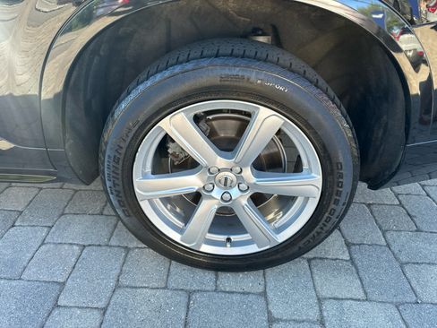 Used 2023 Volvo XC90 B5 Core w/ Climate Package AWD/4WD image 26