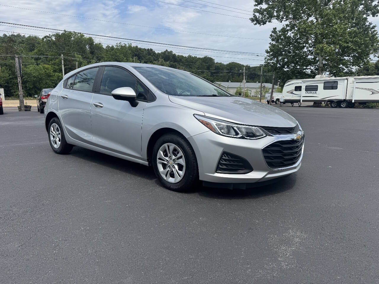 Used 2019 Chevrolet Cruze LS FWD image 4