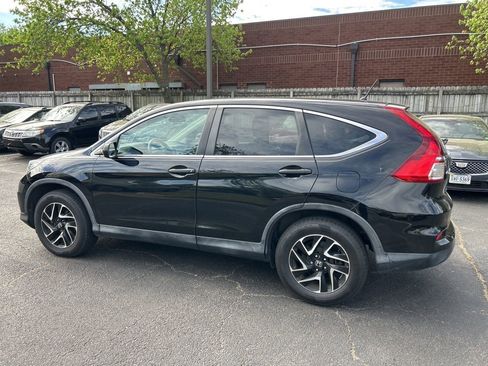 Used 2016 Honda CR-V SE image 5