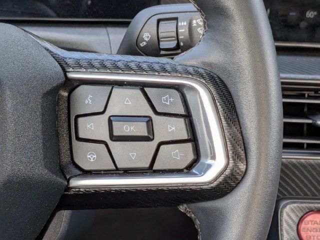 Used 2025 Ford Mustang Coupe RWD image 28