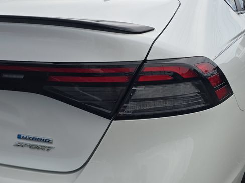 Used 2023 Honda Accord Sport image 8