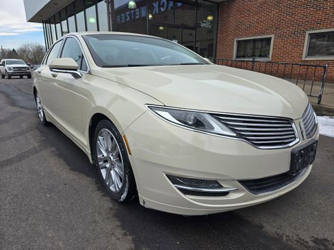 Used 2014 Lincoln MKZ w/ Equipment Group 102A Reserve image 1
