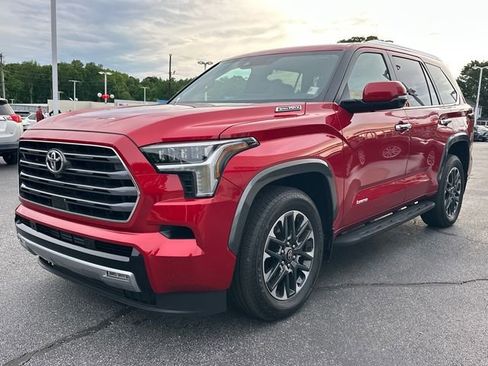 Used 2026 Toyota Sequoia Limited AWD/4WD image 7
