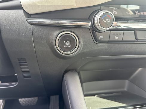 Used 2024 MAZDA MAZDA3 2.5 Turbo Sedan w/Premium Plus image 24