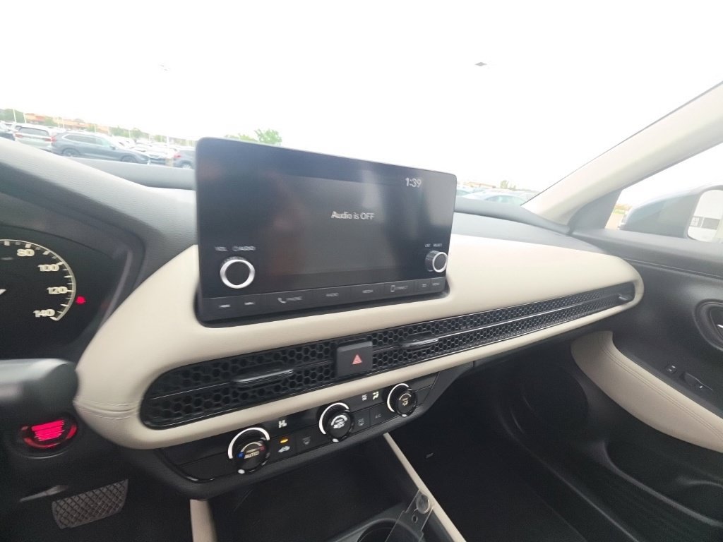 Certified 2024 Honda HR-V LX image 18