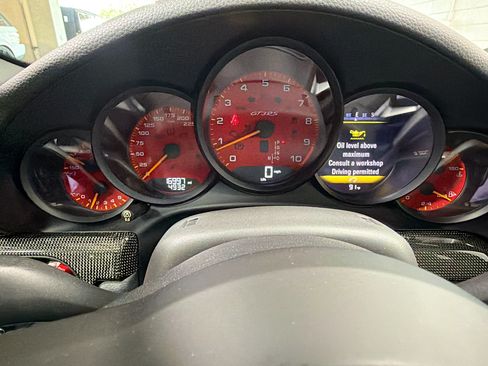 Certified 2018 Porsche 911 GT3 RWD image 33