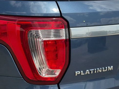 Used 2018 Ford Explorer Platinum AWD/4WD image 25