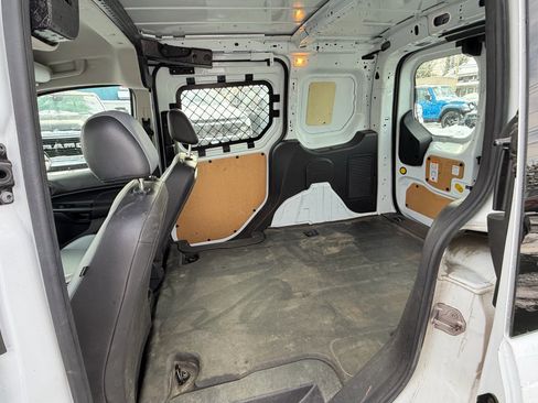 Used 2018 Ford Transit Connect XL image 11