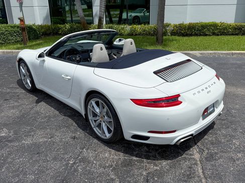 Used 2018 Porsche 911 Carrera image 10
