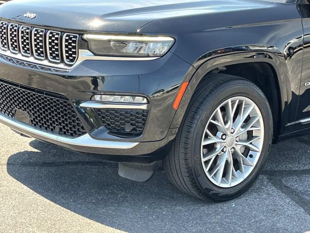 Used 2023 Jeep Grand Cherokee Summit AWD/4WD image 11