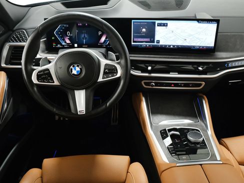 Used 2024 BMW X6 xDrive40i w/ Premium Package AWD/4WD image 11