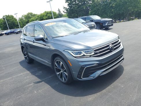Used 2022 Volkswagen Tiguan SEL R-Line AWD/4WD image 4