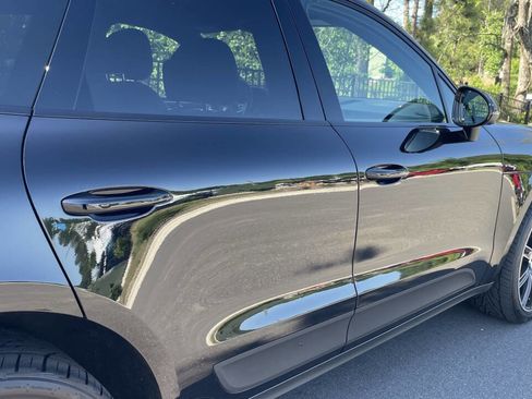 Used 2019 Porsche Macan S AWD/4WD image 16