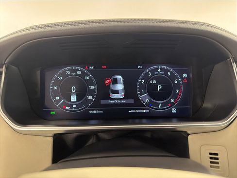 Used 2022 Land Rover Range Rover Westminster Edition image 15