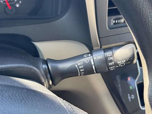 Used 2015 Toyota Sienna LE FWD image 19