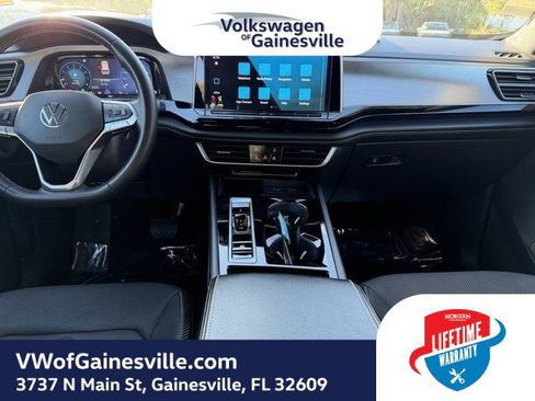 Certified 2024 Volkswagen Atlas Cross Sport SE image 12