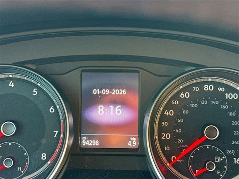 Used 2019 Volkswagen Atlas SE image 3