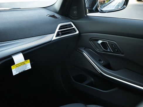 New 2026 BMW 330i Sedan w/ M Sport Package image 29