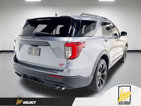 Used 2022 Ford Explorer ST w/ Equipment Group 401A AWD/4WD image 8