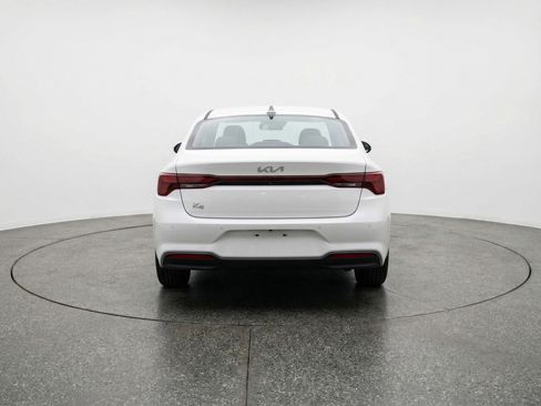 Used 2025 Kia K4 LXS image 7