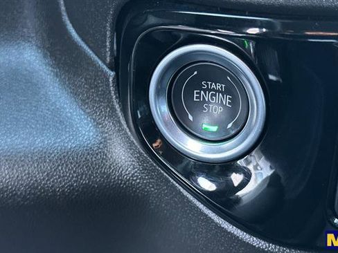 Used 2025 Chevrolet Silverado 1500 LT image 28