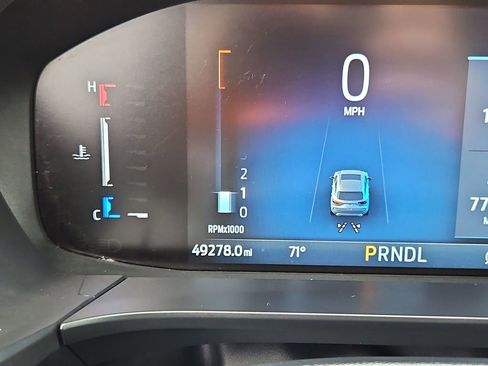 Used 2024 Ford Escape ST-Line w/ Cold Weather Package image 13