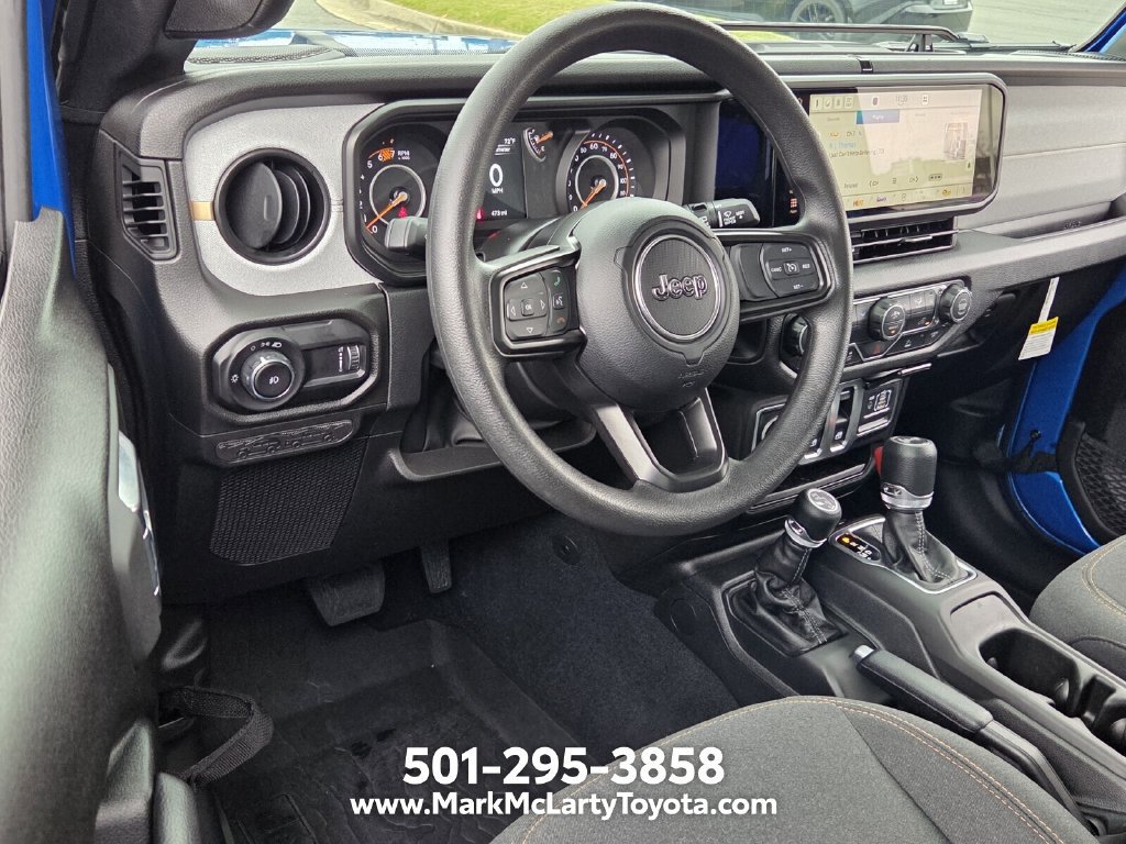 Used 2026 Jeep Wrangler Sport AWD/4WD image 10
